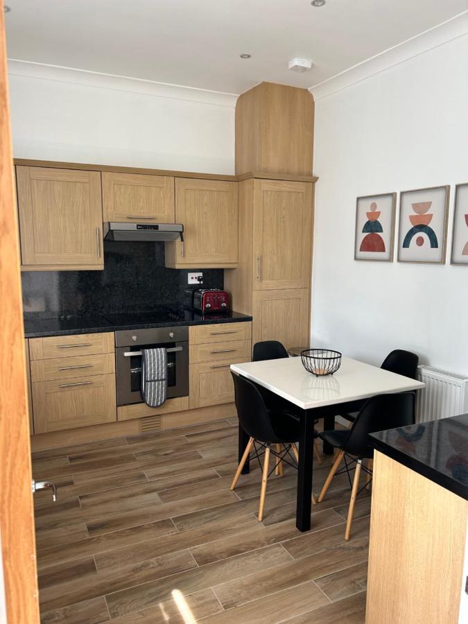 1L Albert Place Maddiston Road Brightons Falkirk Fk2 0Jx Polmont Экстерьер фото