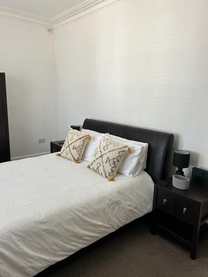 1L Albert Place Maddiston Road Brightons Falkirk Fk2 0Jx Polmont Экстерьер фото
