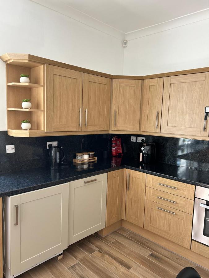 1L Albert Place Maddiston Road Brightons Falkirk Fk2 0Jx Polmont Экстерьер фото