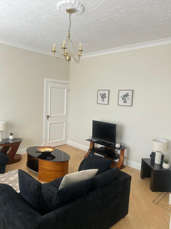 1L Albert Place Maddiston Road Brightons Falkirk Fk2 0Jx Polmont Экстерьер фото